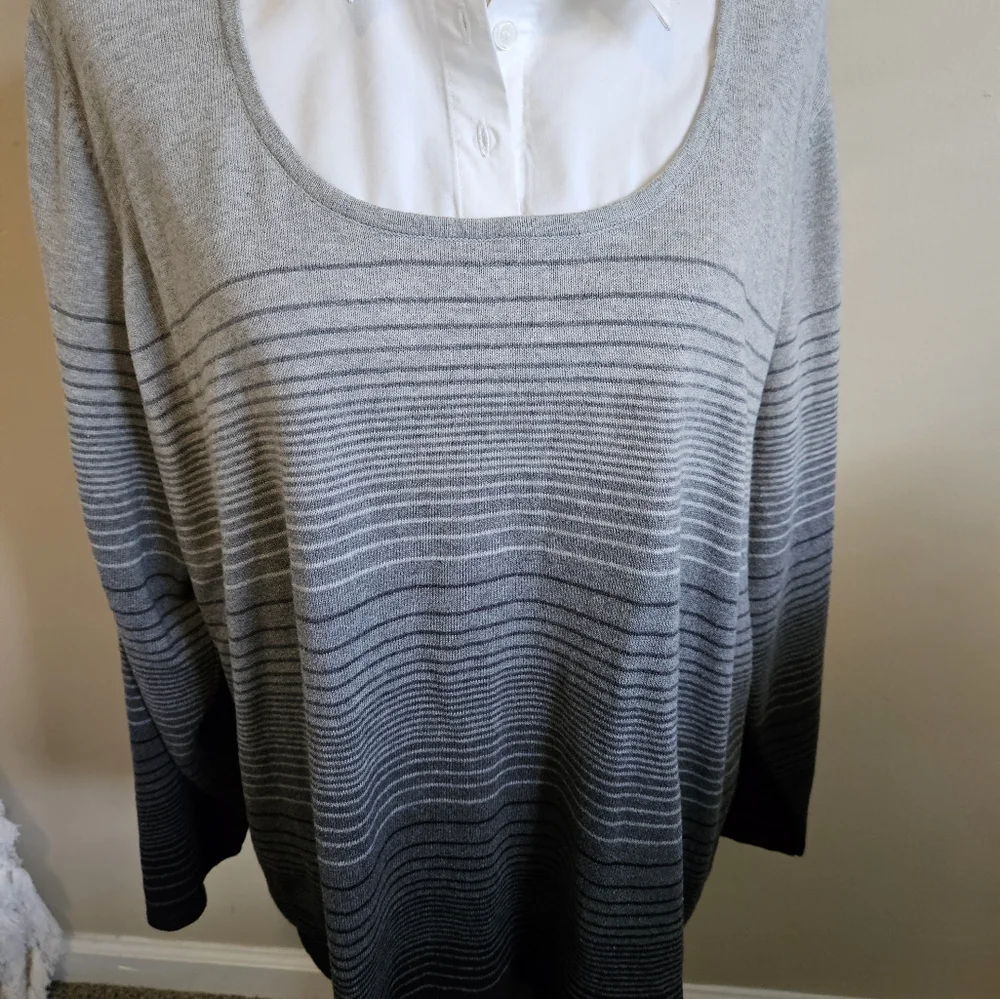 East 5th Women Gray and Black Striped Sweater Size 3 X